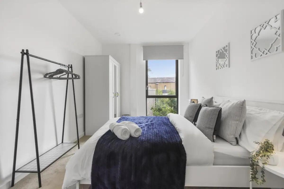 Centrally Located - Modern - 2Bed - 2Bath Apartment Londres Extérieur photo